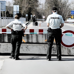 zár 
